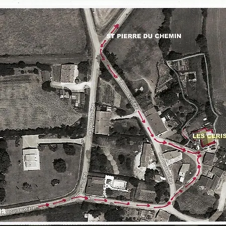 Les Cerisiere Nocleg ze śniadaniem 4*