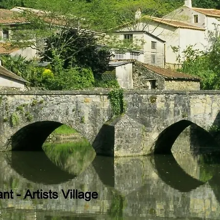 Les Cerisiere