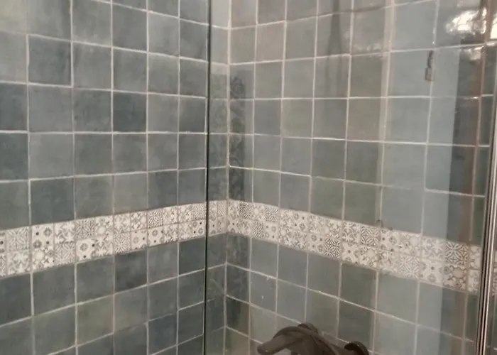 Les Cerisiere Bed and Breakfast